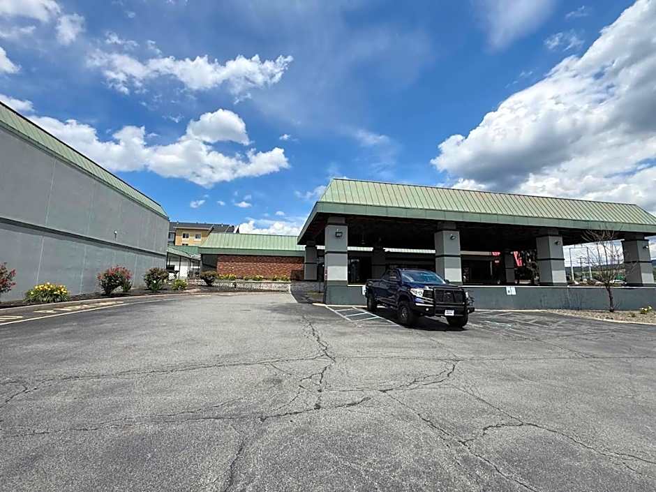 Wilkes Barre Inn & Suites conference center