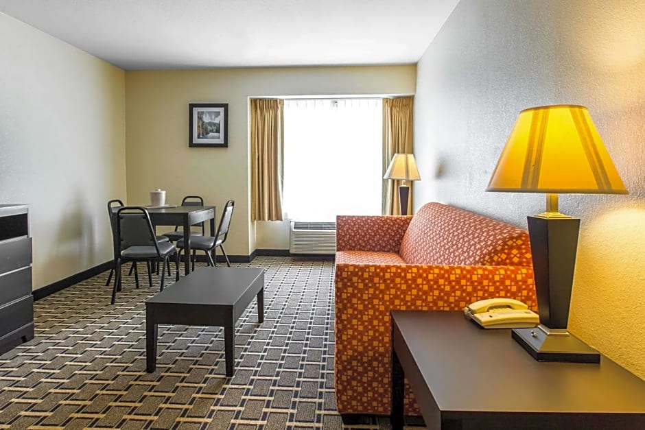 Quality Inn West of Asheville