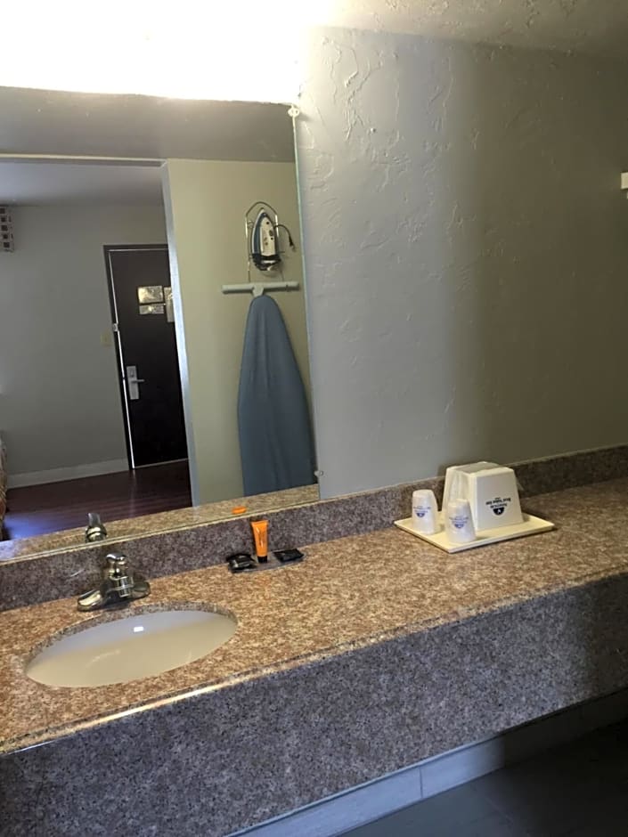 Americas Best Value Inn-Norman