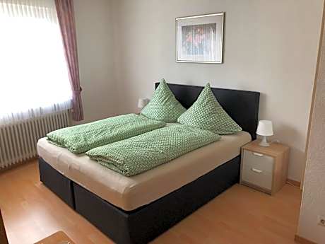 Double Room with Shared Bathroom No. 4