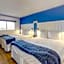 Marigot Beach Suites