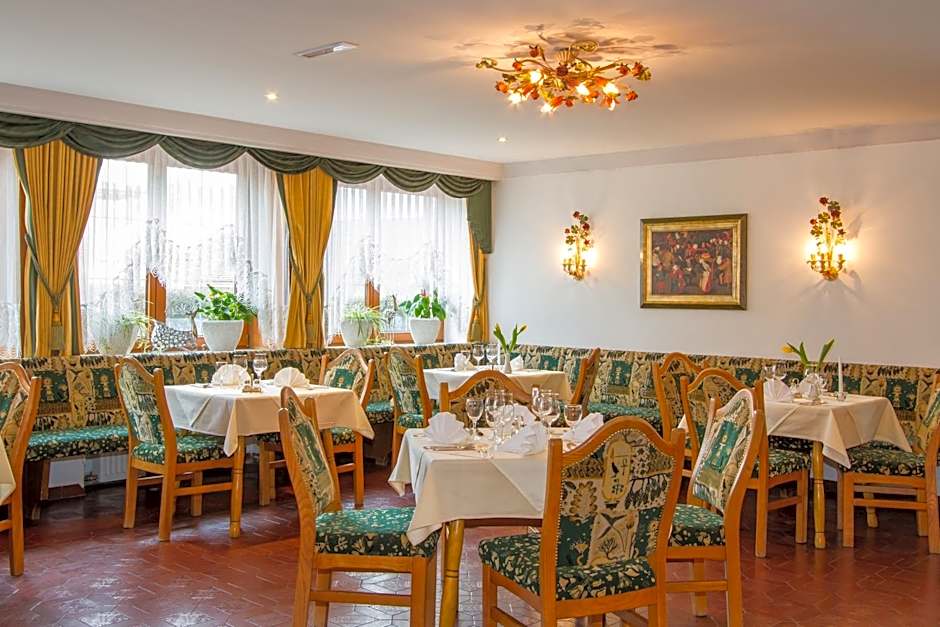 Hotel Huberhof