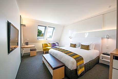Two Interconnecting Double Rooms