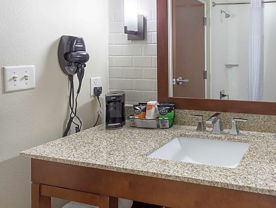 Comfort Inn & Suites Zachary