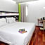 MaxOneHotels.com@Dharmahusada - Surabaya