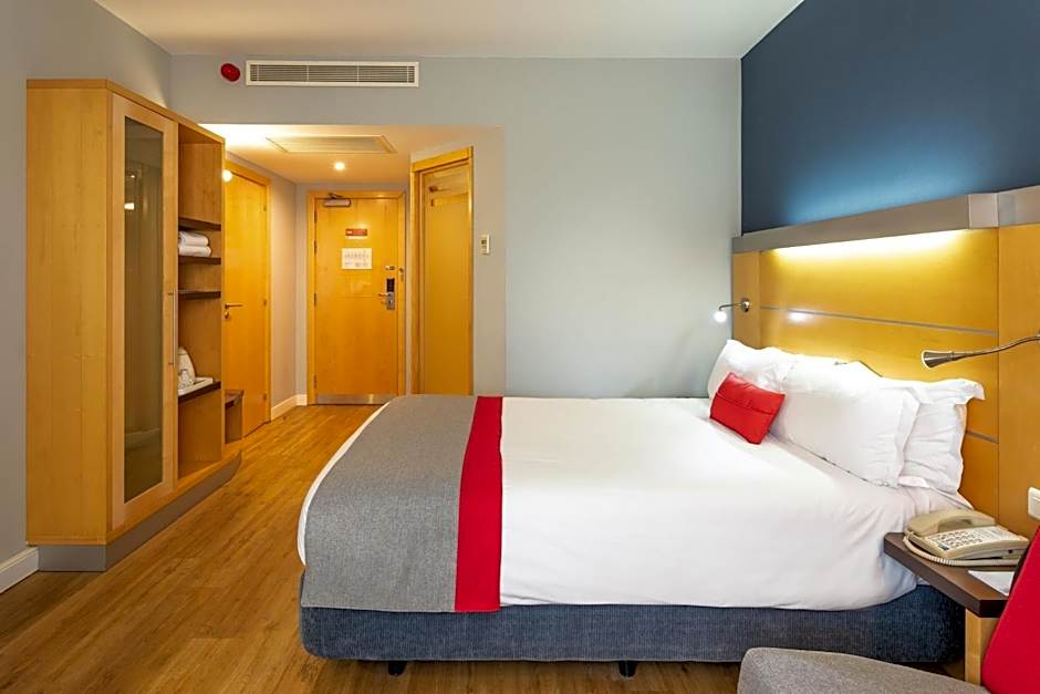 Holiday Inn Express Lisbon-Oeiras By IHG