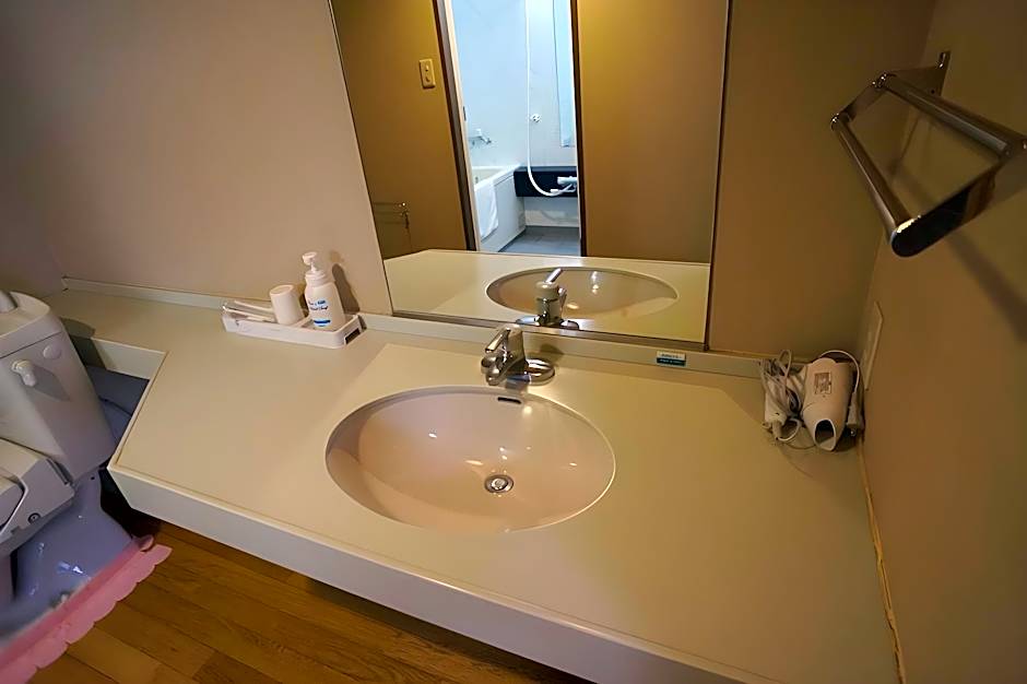 Annex Katsutaro Ryokan