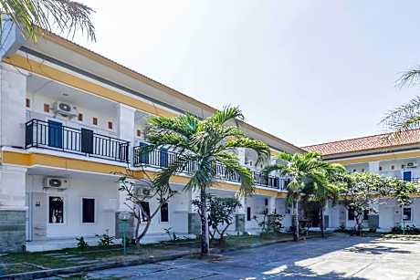 OYO 1486 Tantular Residence