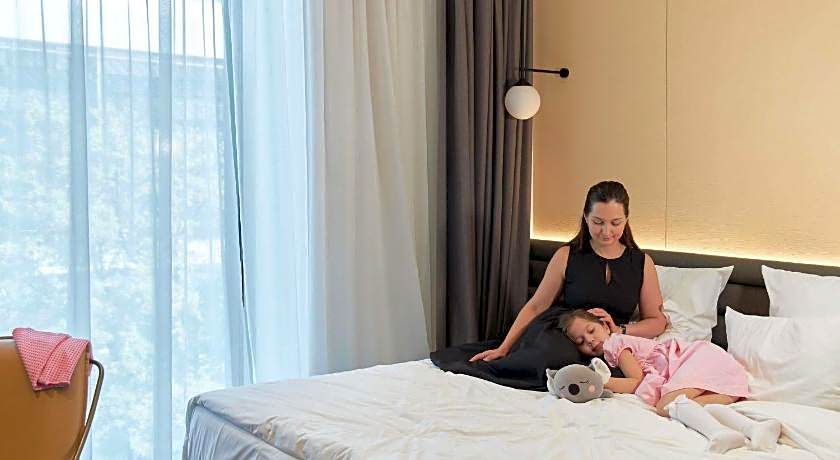 Novotel Living Almaty Jetisu
