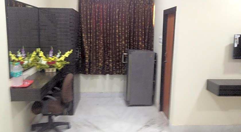 Hotel Nest International