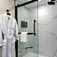 Latitude Suites Tinton Falls Eatontown - BW Premier Collection