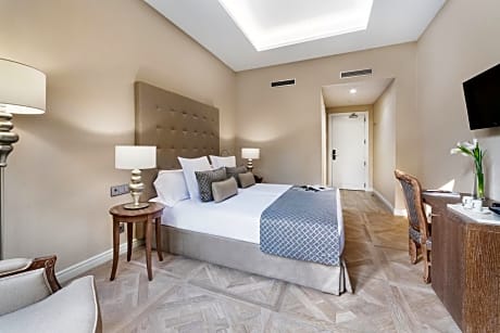 Premium Suite