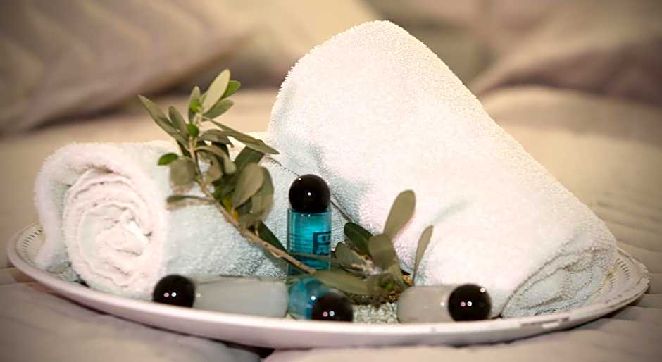 Pier Beach Hotel Apartments