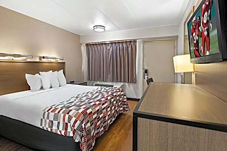 Deluxe King Room Smoke Free