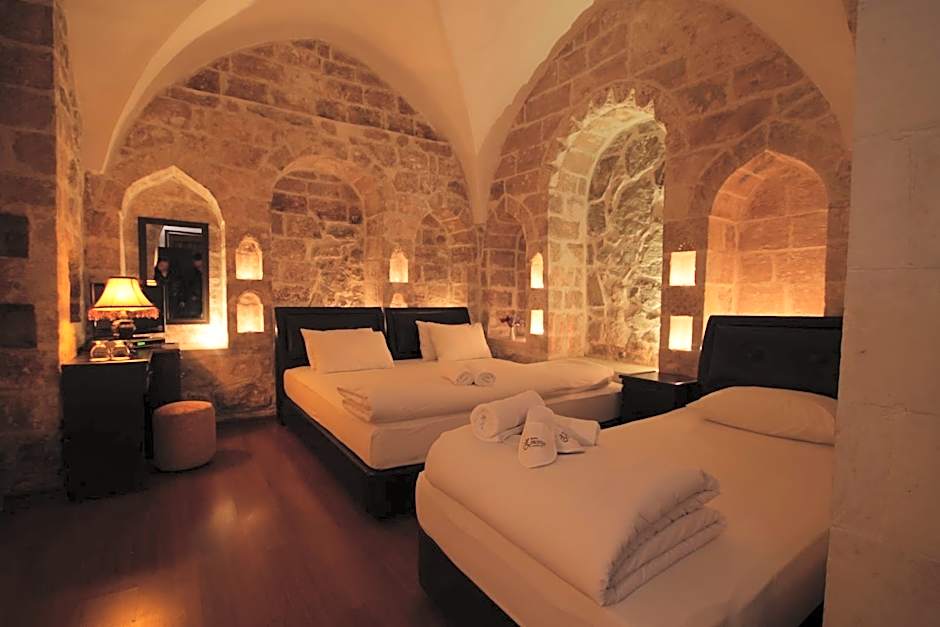 Zinciriye Hotel