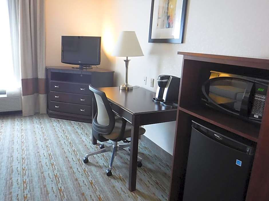 Holiday Inn Express West Jefferson By IHG