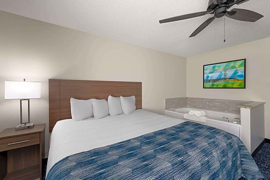 Baymont by Wyndham Mt. Pleasant