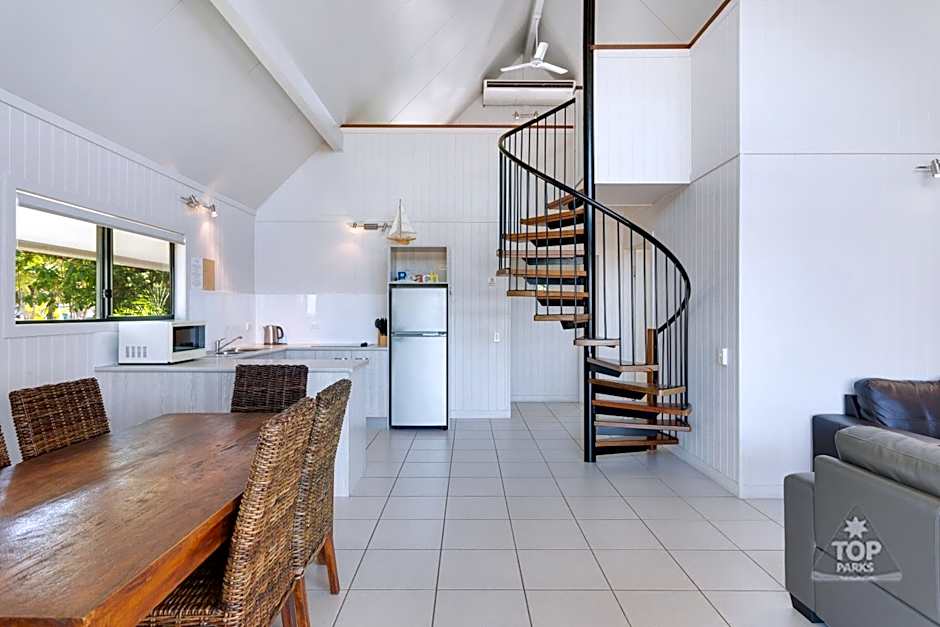 Cardwell Beachcomber Motel & Tourist Park