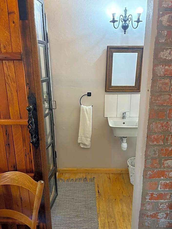 Oudam Overnight Accomodation