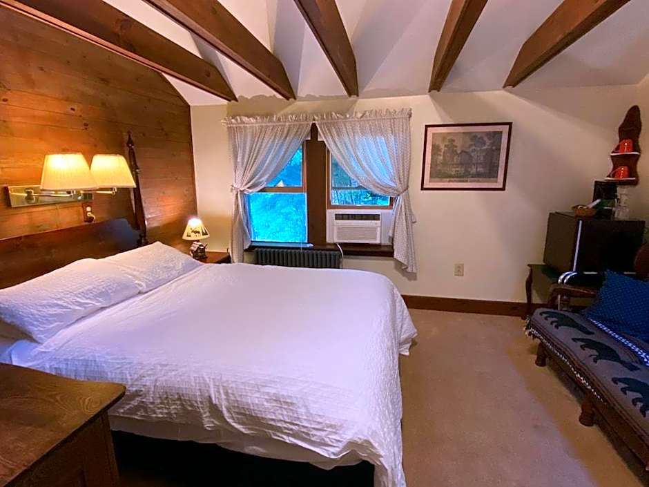 Whiteface Farm Adirondack Bed and Breakfast