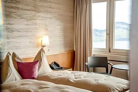 Seeblick Höhenhotel