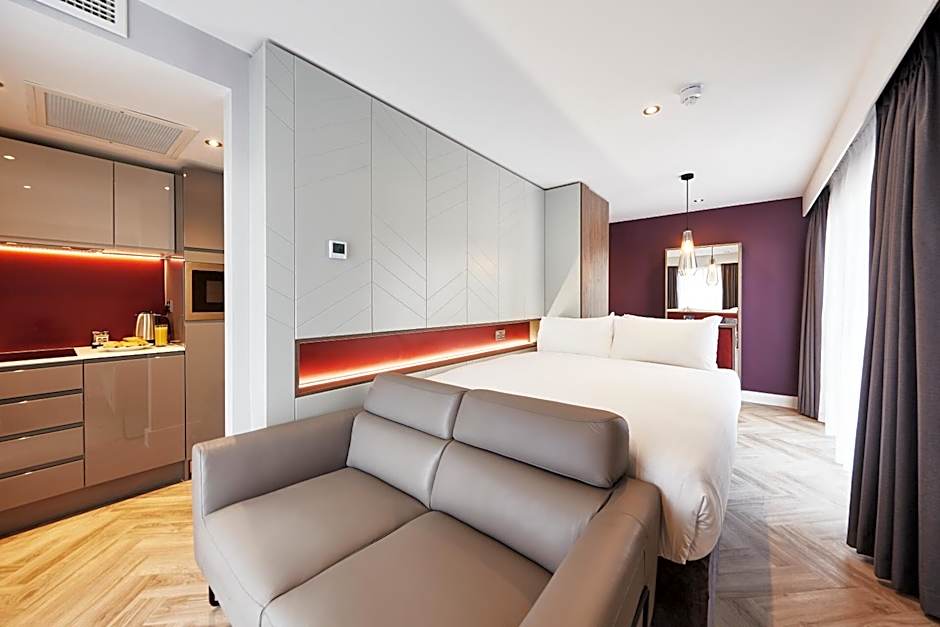 Roomzzz Newcastle City