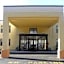 La Casa Inn & Suites-Middleboro
