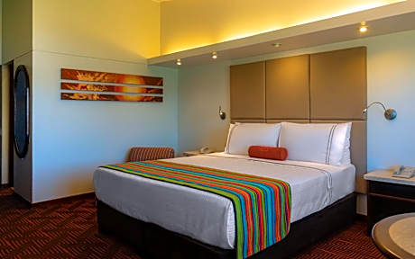 King Room with Mountain View