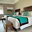 Aurea Hotel and Suites