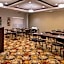 Holiday Inn Express & Suites Pittsburg By IHG