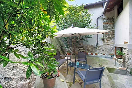 Appartamento sotto il Forte di Bard