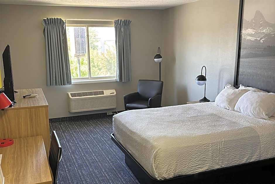 Super 8 by Wyndham Rexburg