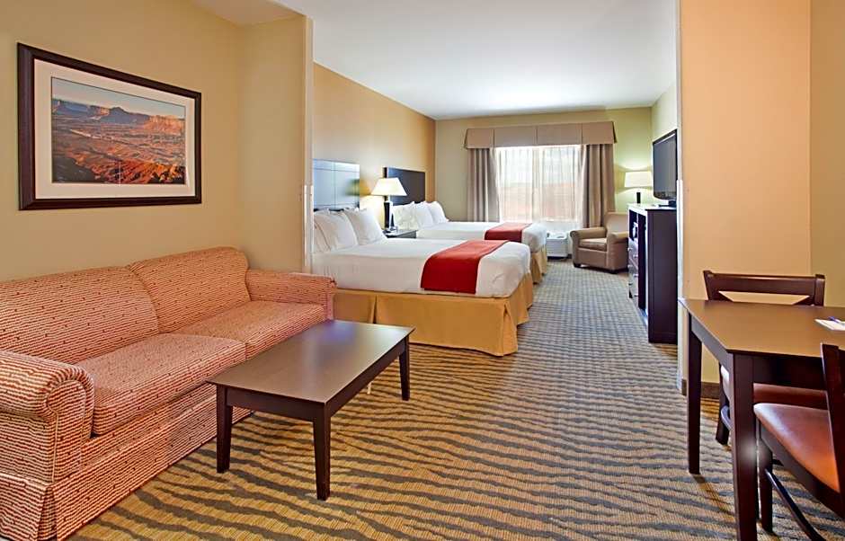Holiday Inn Express & Suites Gallup East By IHG
