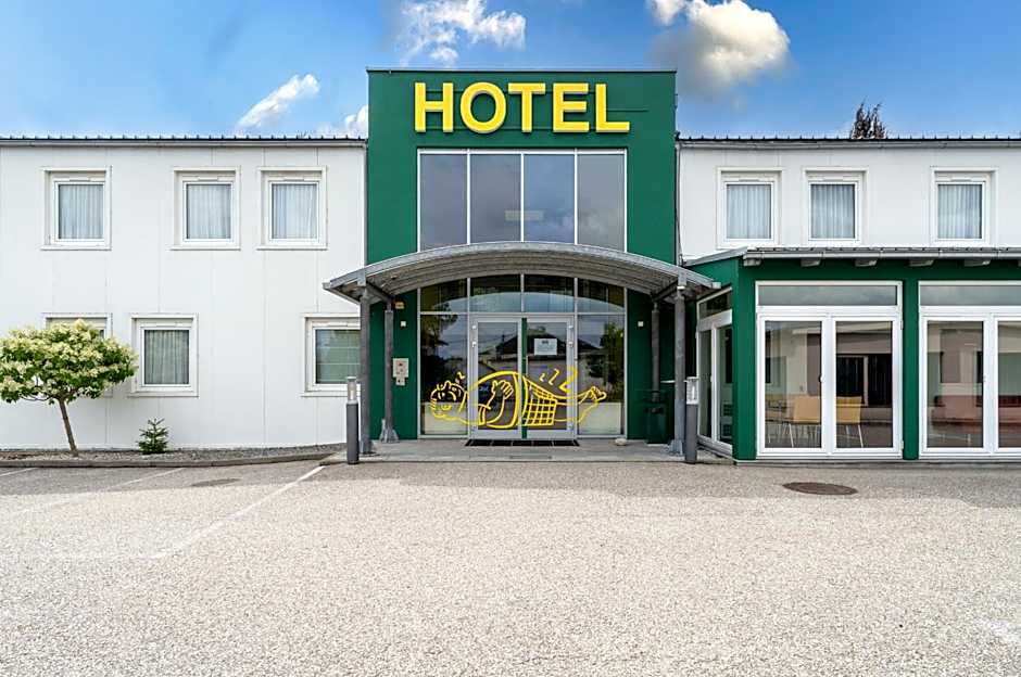 SLEEEP Hotel Sattledt