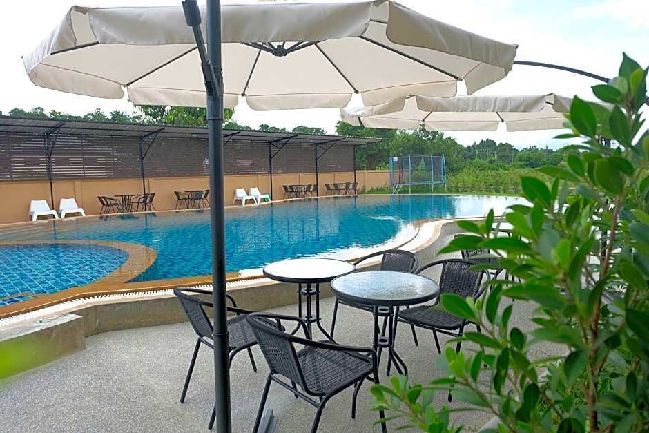 Maerim Villa & Pool