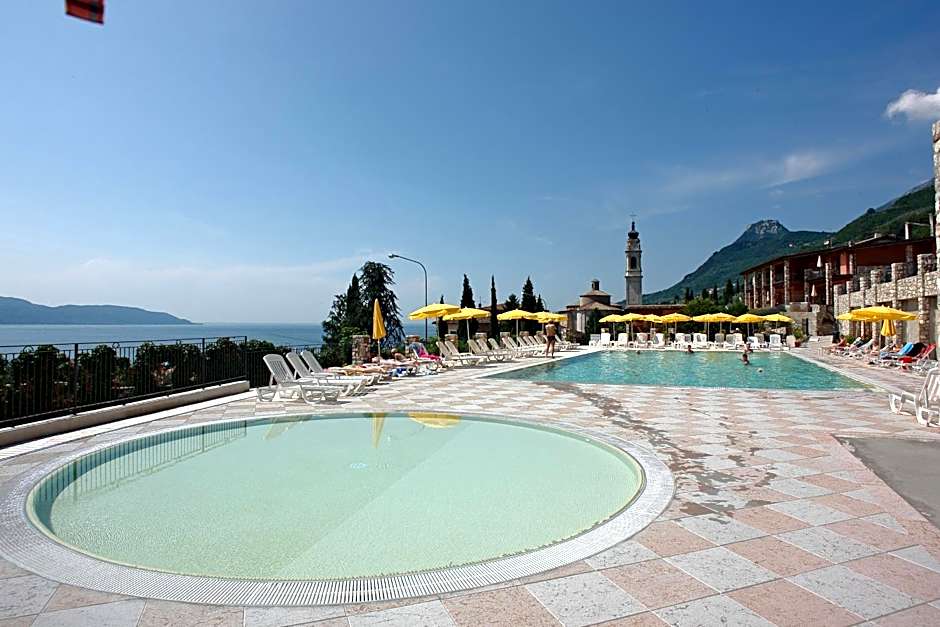 Residence Borgo Dei Limoni - Appartamenti con Garage