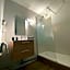 Logis Hotel Medieval, Montelimar Nord