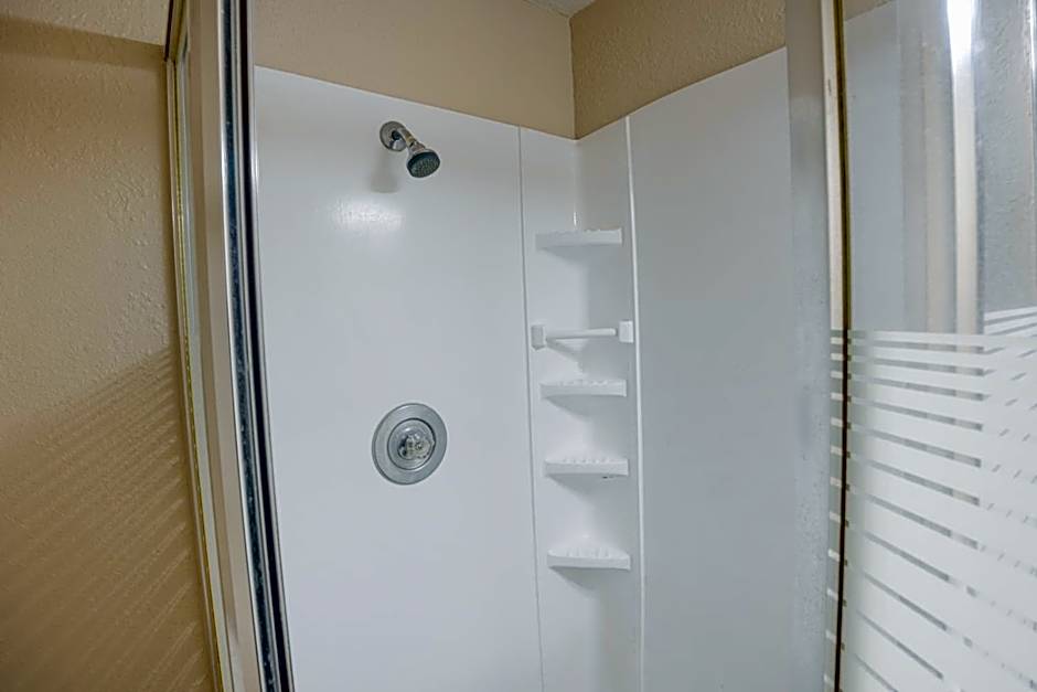 Liberty Inn and Suites near Disney World