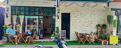 SAMED GRAY HOUSE