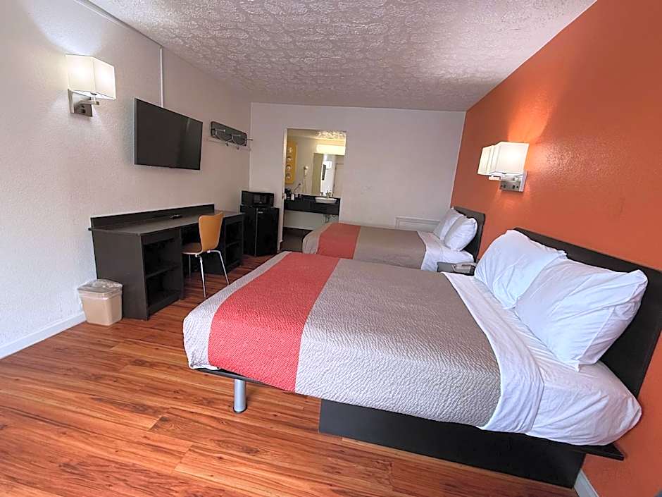 Relax Inn by OYO Columbus OH I 70