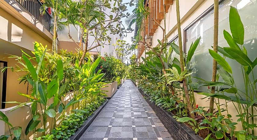 Cross Vibe Paasha Atelier Bali Kuta