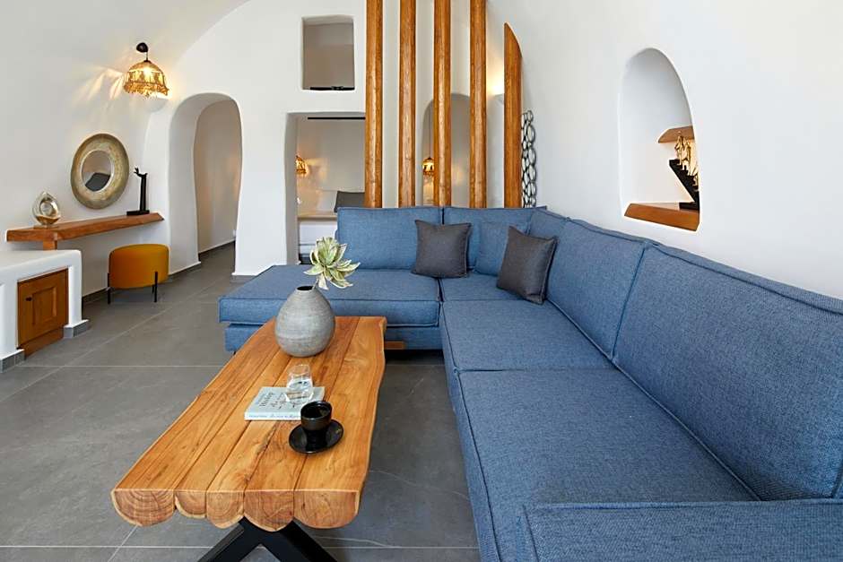 Allure Breeze Suites