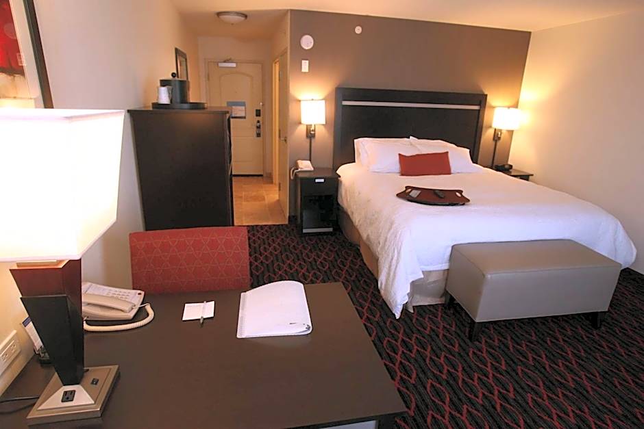 Hampton Inn & Suites By Hilton Red Deer