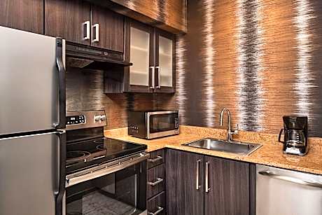 Suite, 2 Bedrooms (2 Double Beds)