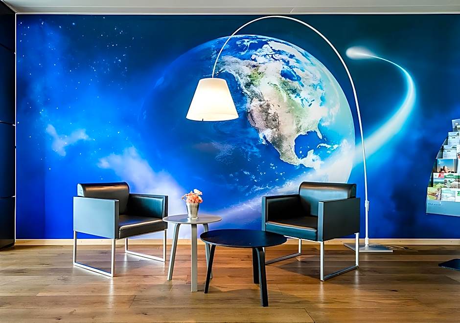 Discovery Hotel