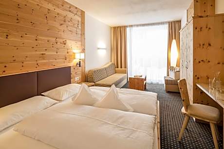 Superior Double Room with Garden View