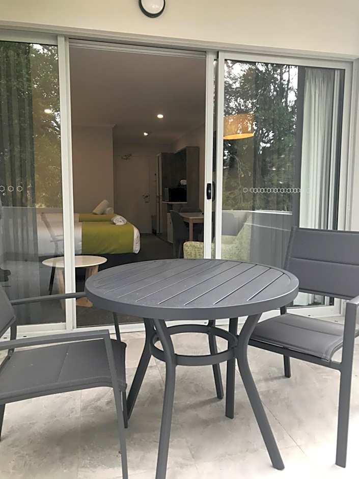 Palm Court Motor Inn