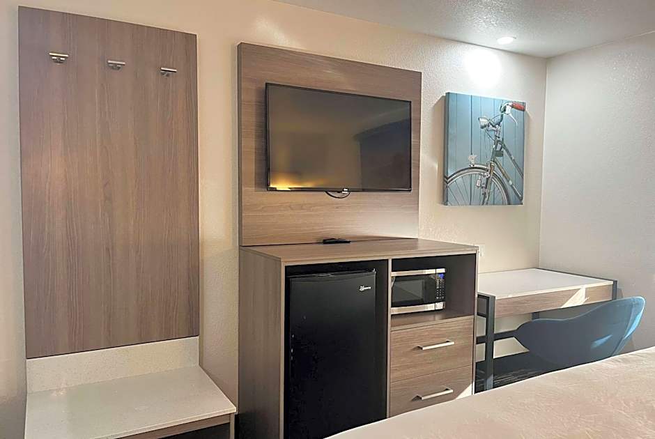 Baymont by Wyndham Indianapolis Northeast