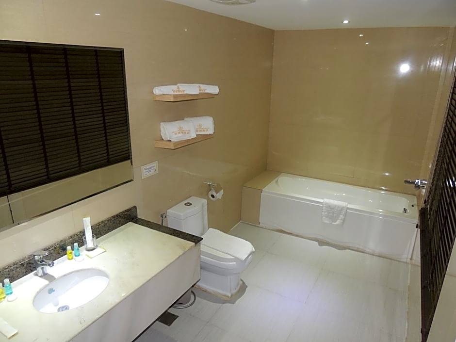 Photo 1 of 4 of Premier Suite
