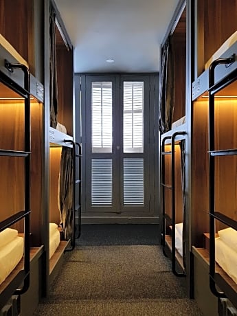 Wink at McCallum Street